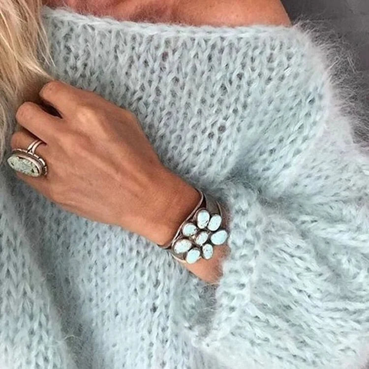 Women's Plush Oversized Sweater – Relaxed Crew Neck Knit Pullover