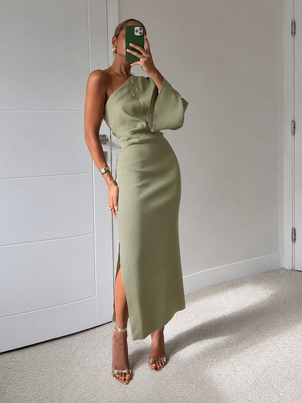 Women's Green Pleated Maxi Dress – Flowy Day-to-Night Occasion Dress
