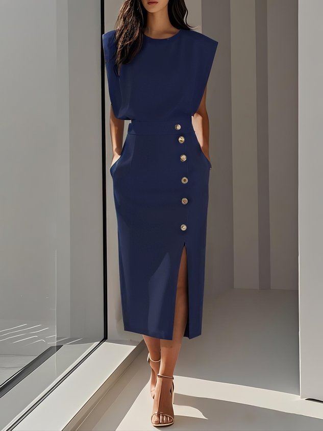 Women's Sleeveless Fitted Midi Dress – Decorative Button Occasion Dress