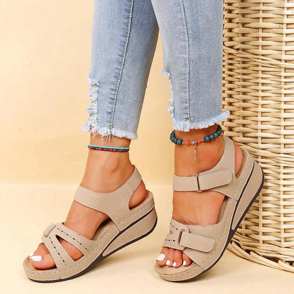 Women's Supportive Sandals with Cushioned Footbed and Adjustable Straps