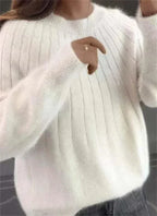 Women's Plush Crew Neck Sweater – Relaxed Long Sleeve Knit Pullover