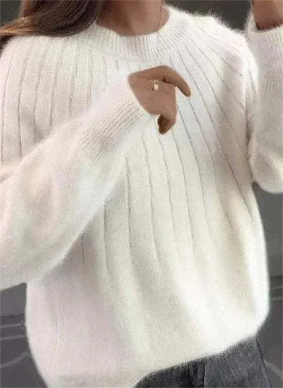 Women's Plush Crew Neck Sweater – Relaxed Long Sleeve Knit Pullover