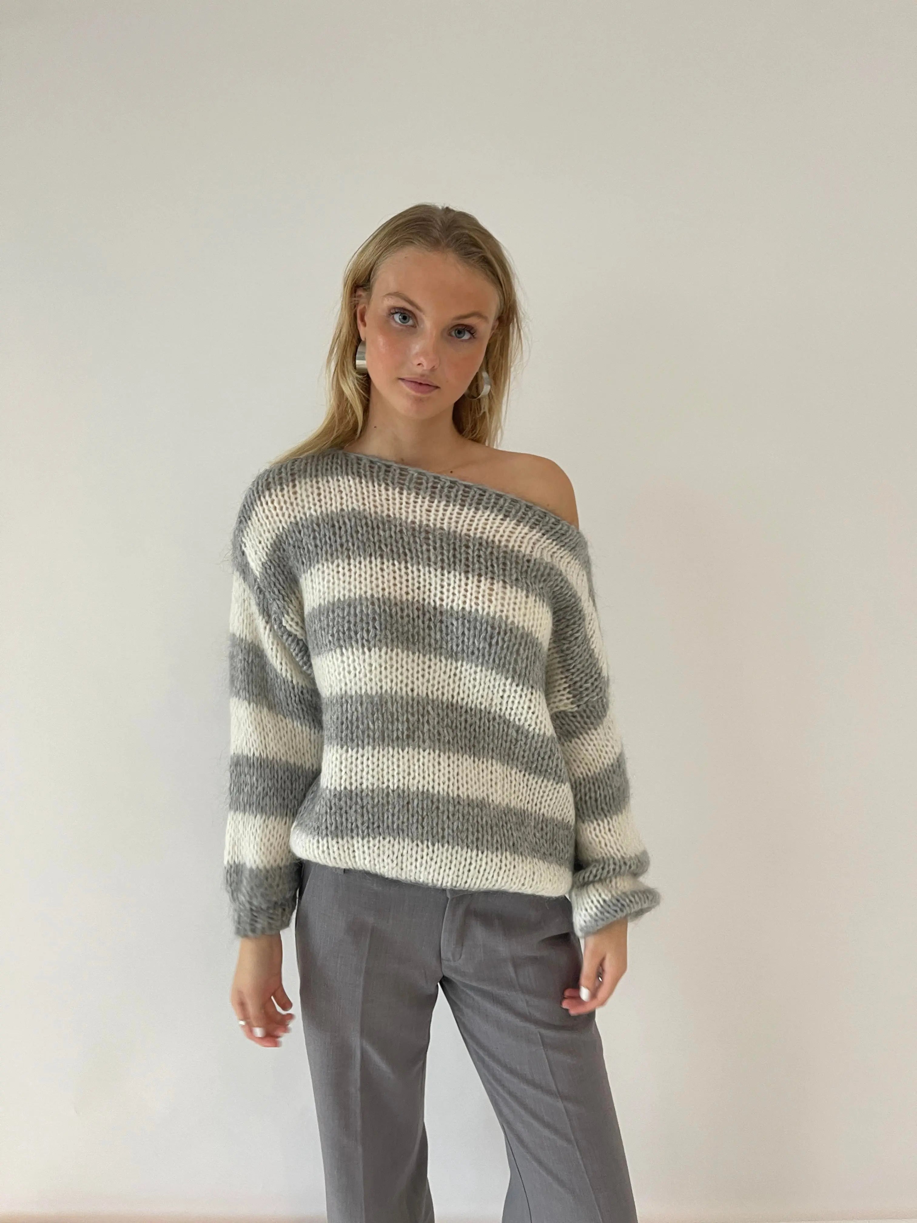 Women's Oversized Stripe Sweater – Wide Sleeve Knit Jumper