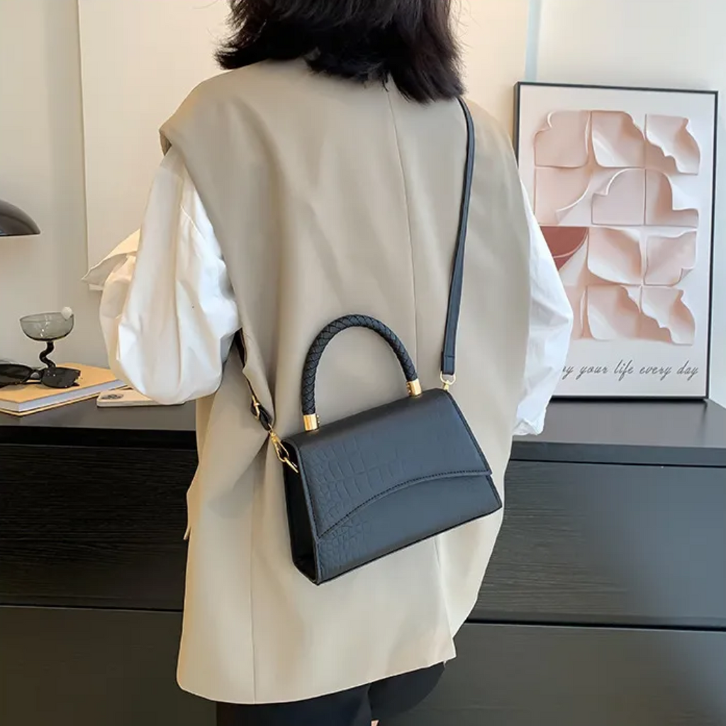 Women's Handbag – Convenient Everyday Handbag – Andrea