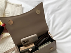 Women's Handbag – Convenient Everyday Handbag – Andrea