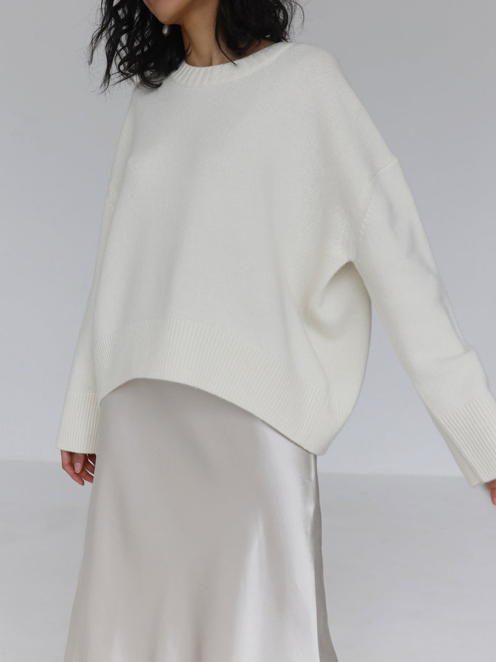 Women's Relaxed Oversized Sweater – Crew Neck Long Sleeve Knit Pullover