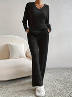 Women's Ribbed Lounge Set – V-Neck Knit Set