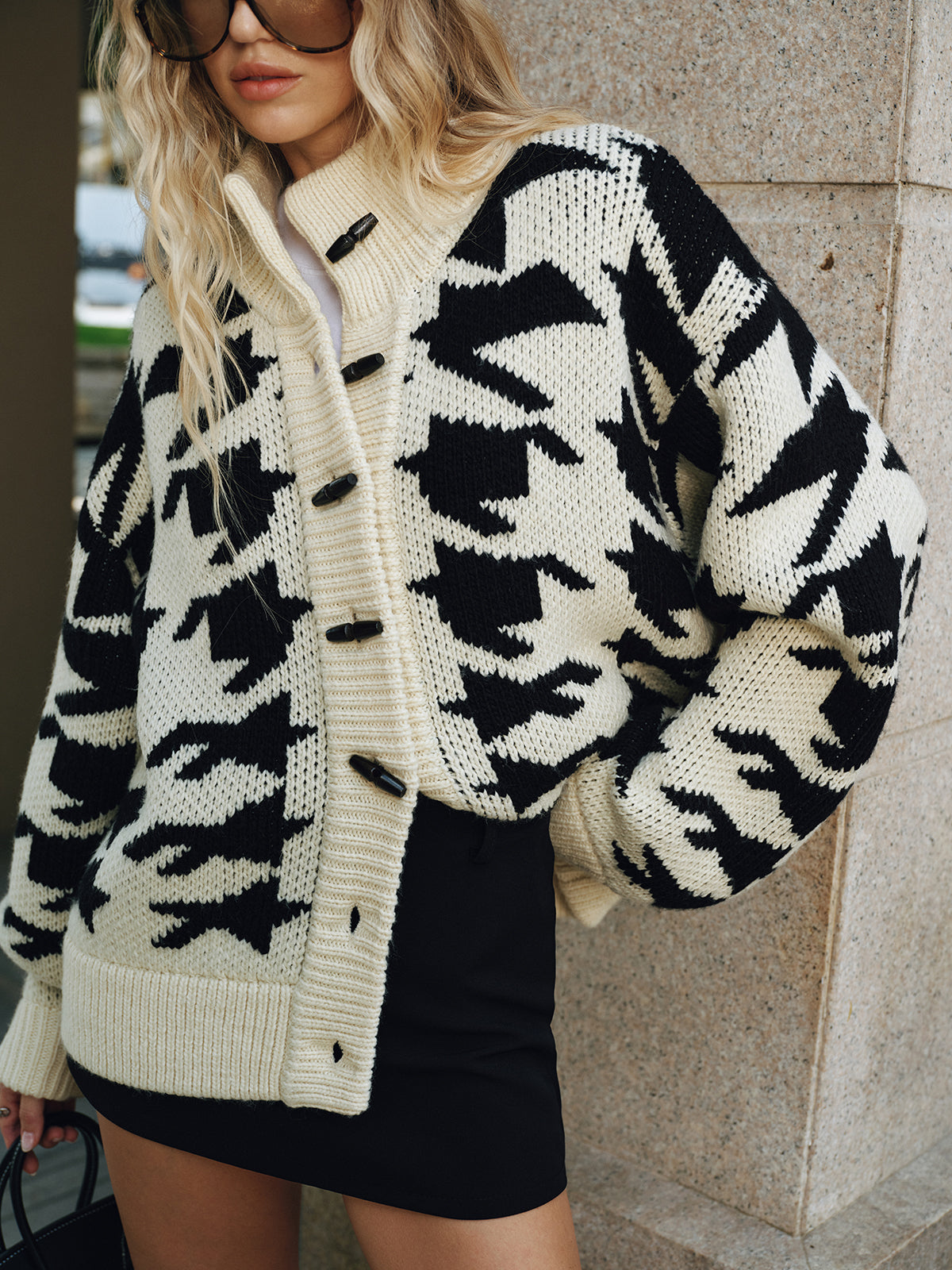 Women's Herringbone Knit Cardigan – Textured V-Neck Button Front Cardigan