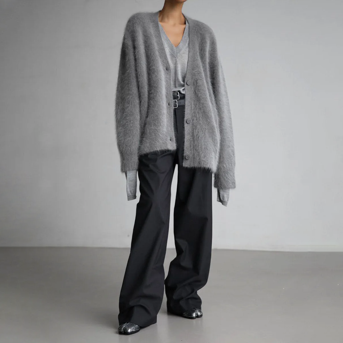 Women's Structured Statement Cardigan – Refined Long Sleeve Cardigan