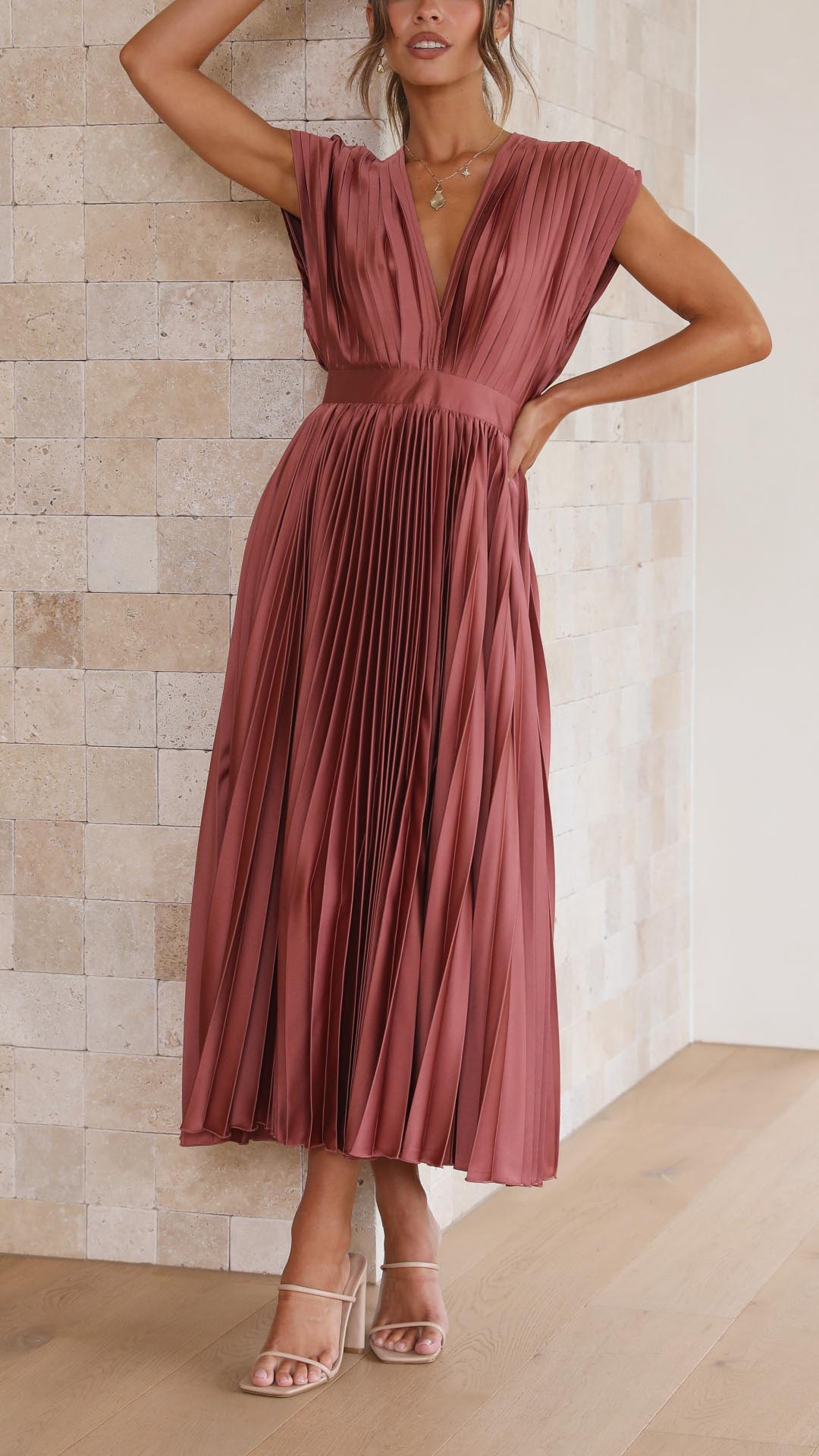 Women's Pleated Maxi Dress – Elegant Occasion Dress