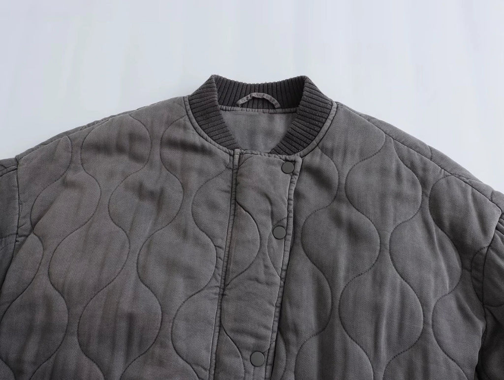 Women's Quilted Bomber Jacket – Oversized Zip-Up Jacket