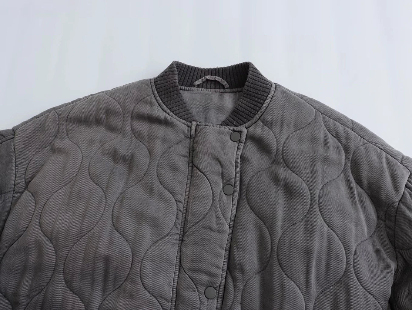 Women's Quilted Bomber Jacket – Oversized Zip-Up Jacket