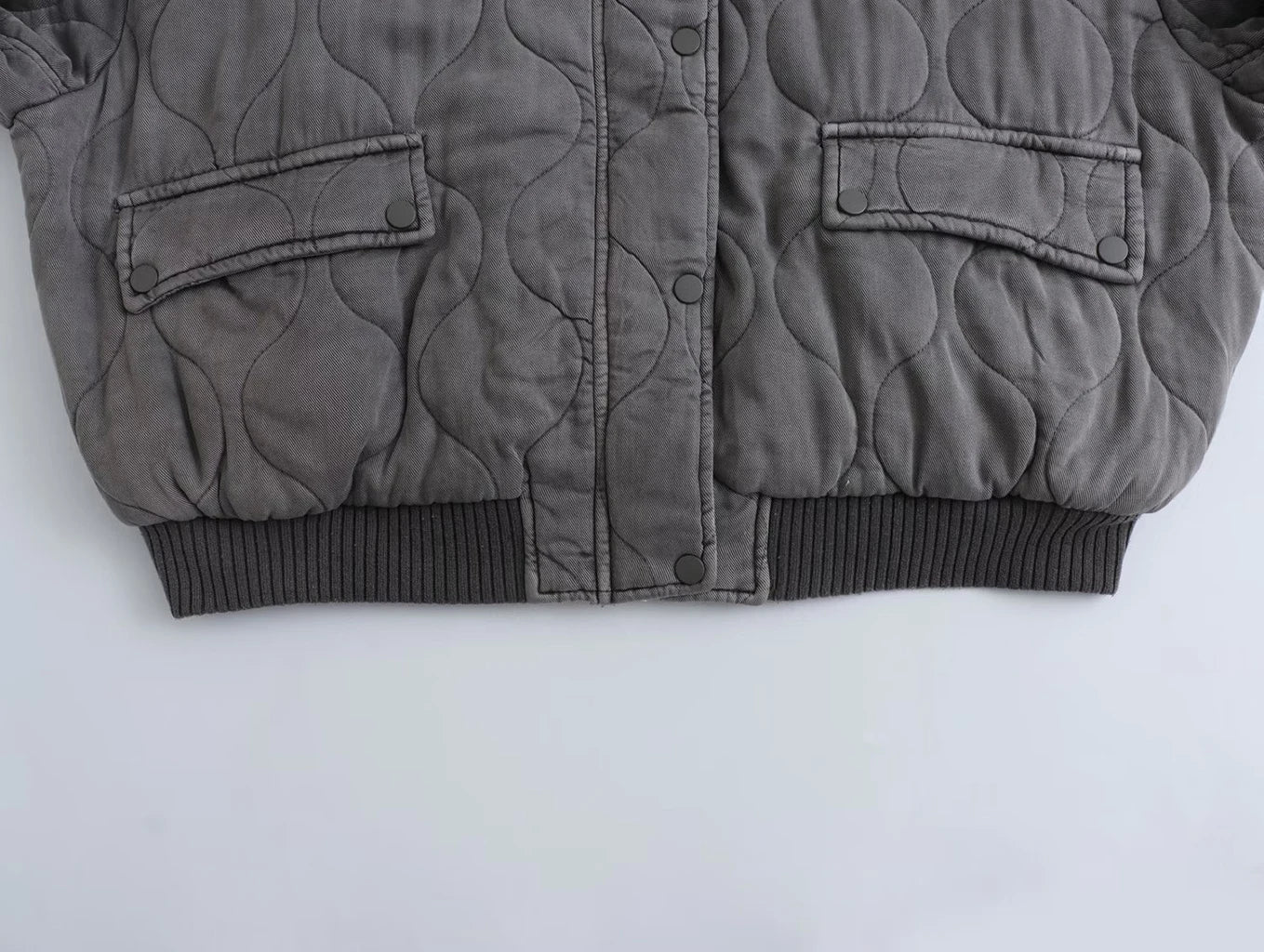 Women's Quilted Bomber Jacket – Oversized Zip-Up Jacket