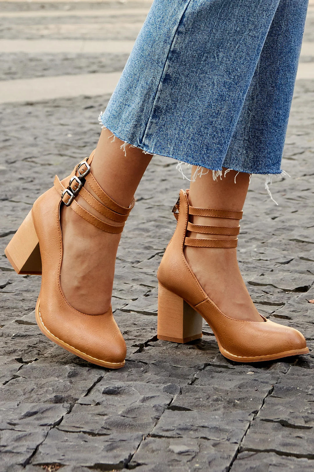 Women’s Heeled Sandals – Ankle Strap Block Heel Sandals – Casilda