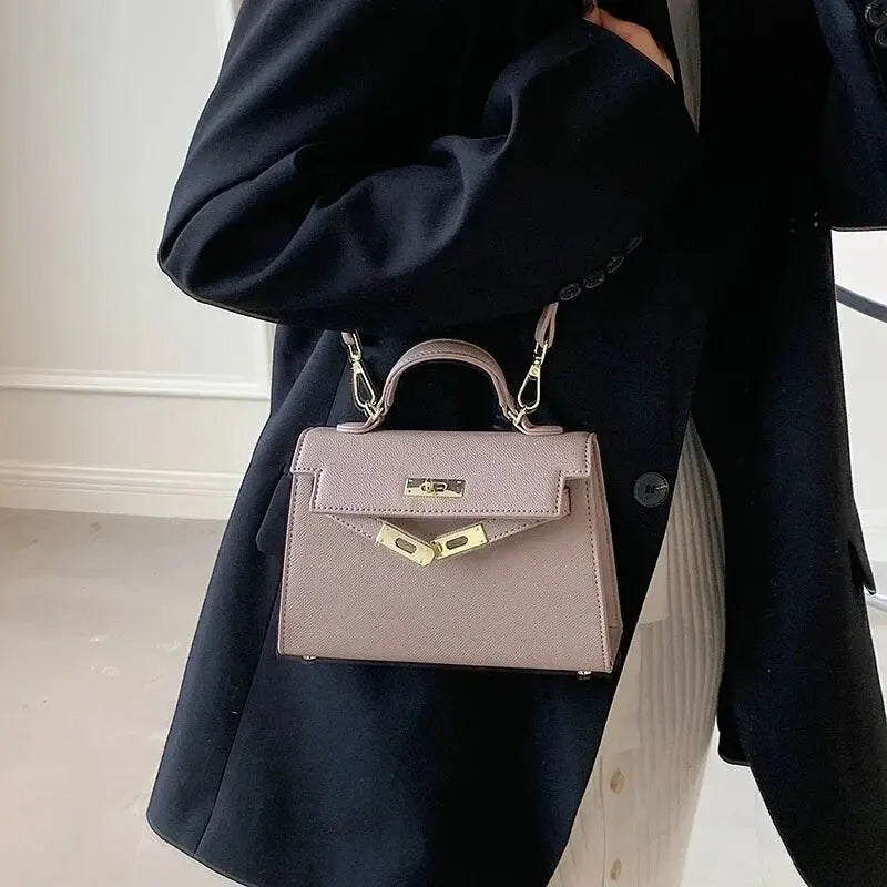 Women's Classic Handbag – Elegant Faux Leather Bag – Raegan
