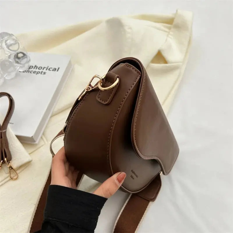 Women's Shoulder Bag – Luxe Fashion Shoulder Bag – Aimee