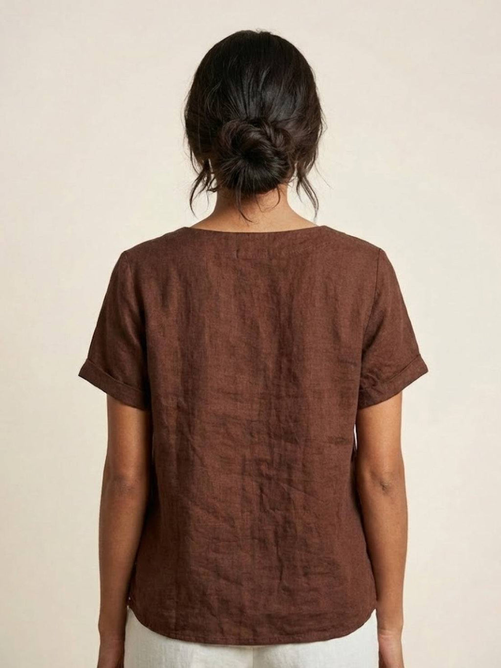 Women's Button Blouse with Round Neckline and Relaxed Fit