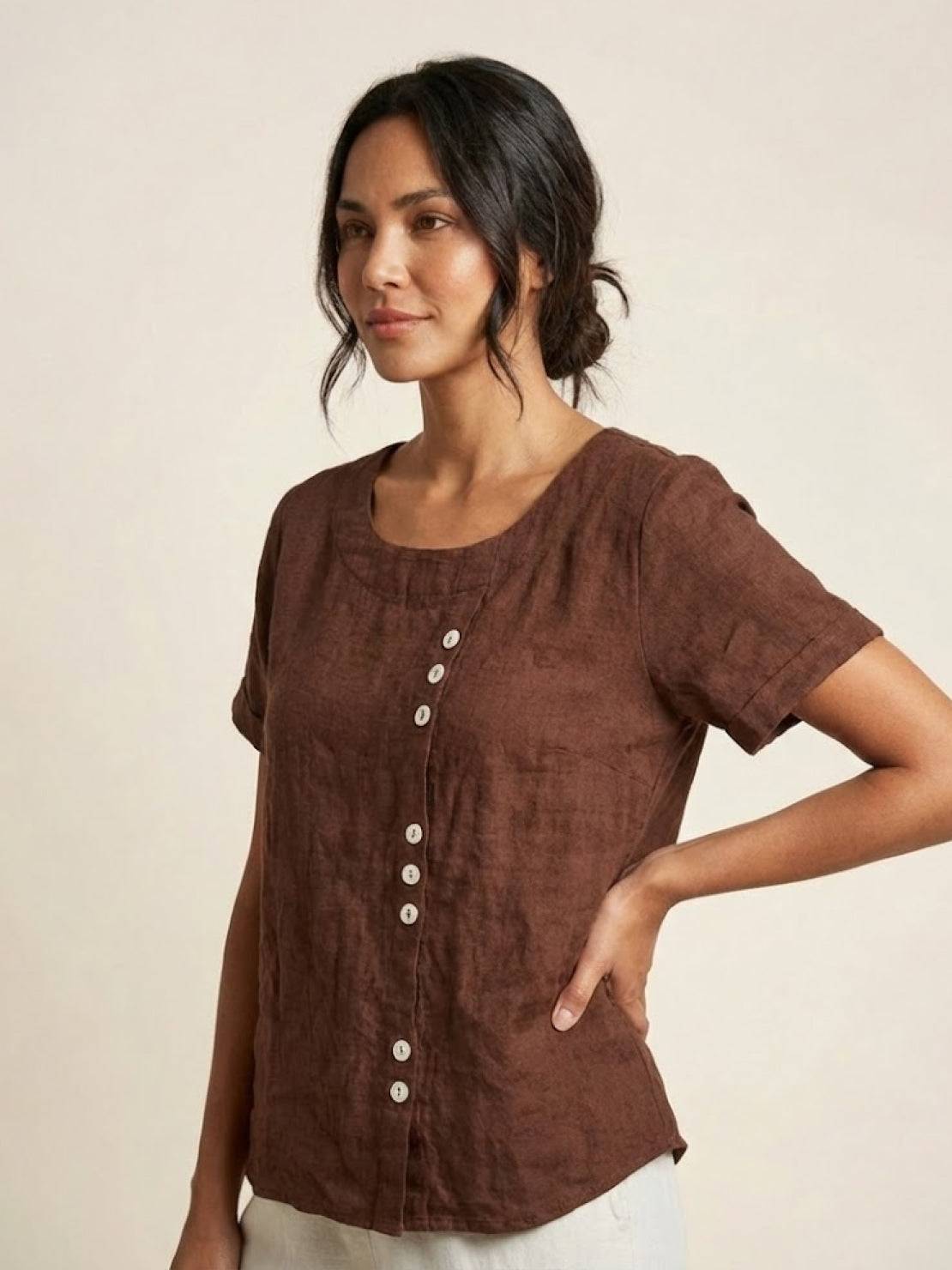 Women's Button Blouse with Round Neckline and Relaxed Fit