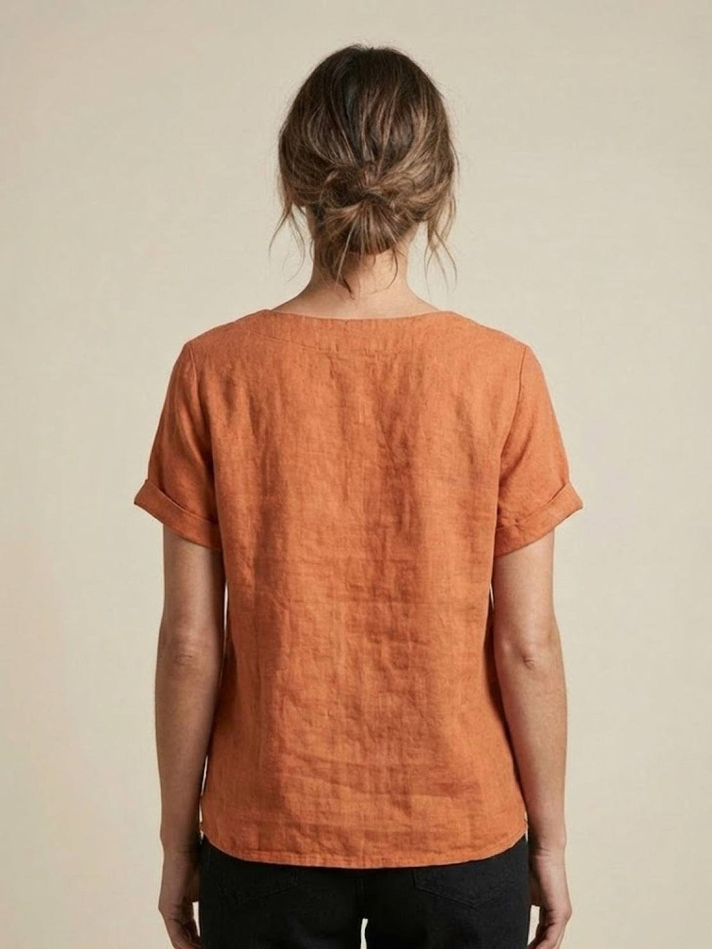 Women's Button Blouse with Round Neckline and Relaxed Fit