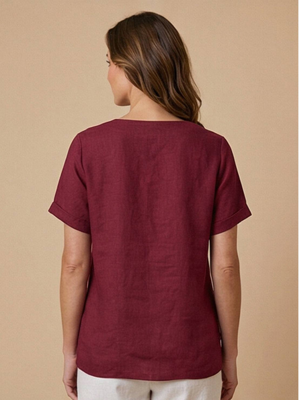 Women's Button Blouse with Round Neckline and Relaxed Fit
