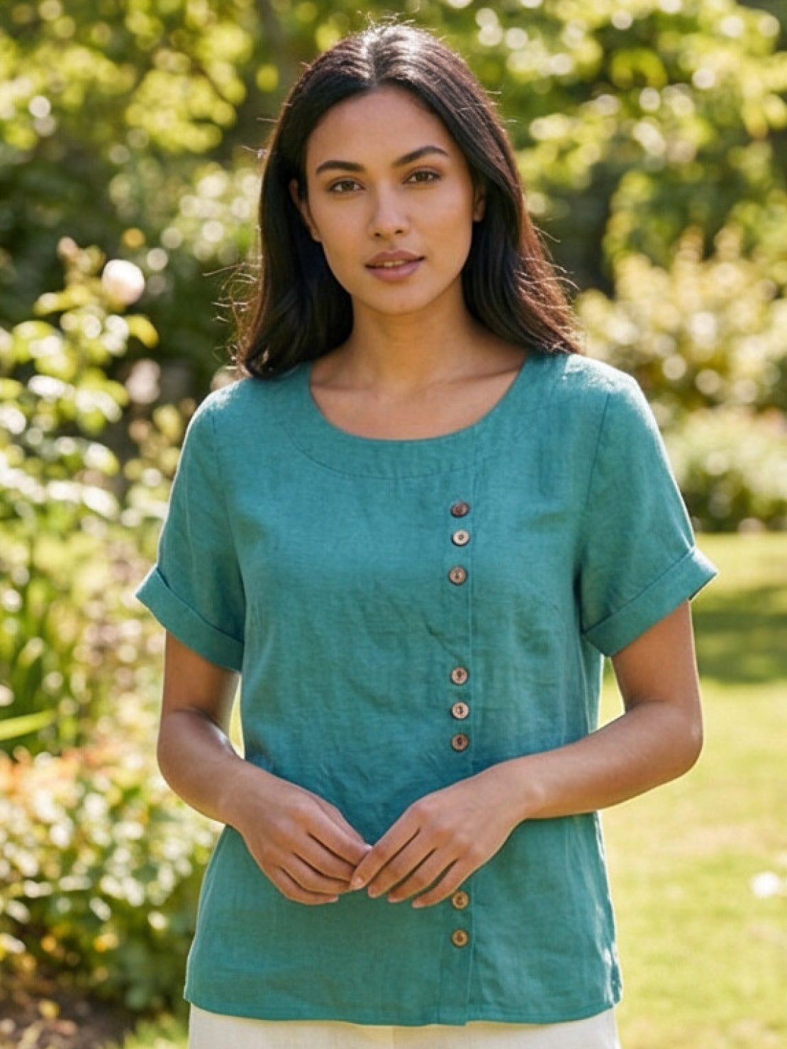 Women's Button Blouse with Round Neckline and Relaxed Fit