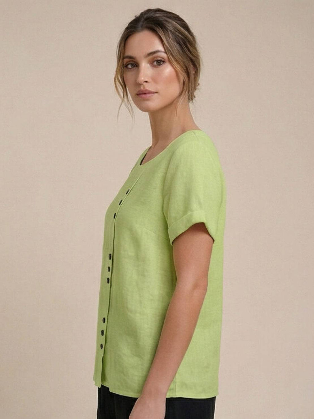 Women's Button Blouse with Round Neckline and Relaxed Fit
