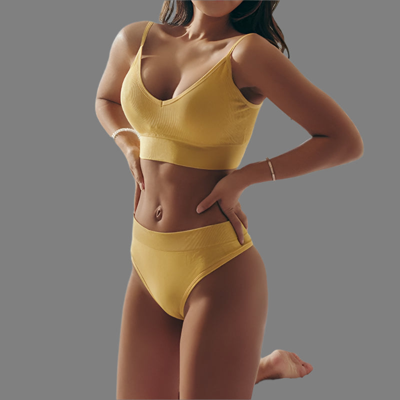 Women's Matching Bra & Brief Set – Classic Two-Piece Underwear Set